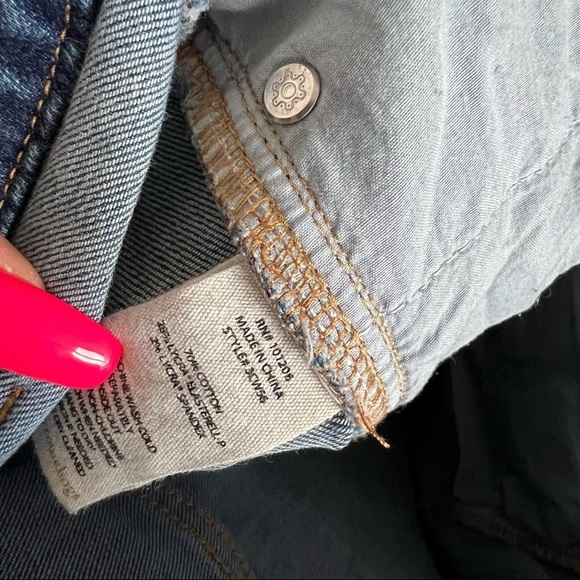 Soft Surroundings Denim Fray Cut Hem Jeans 16 Petite - Picture 9 of 9